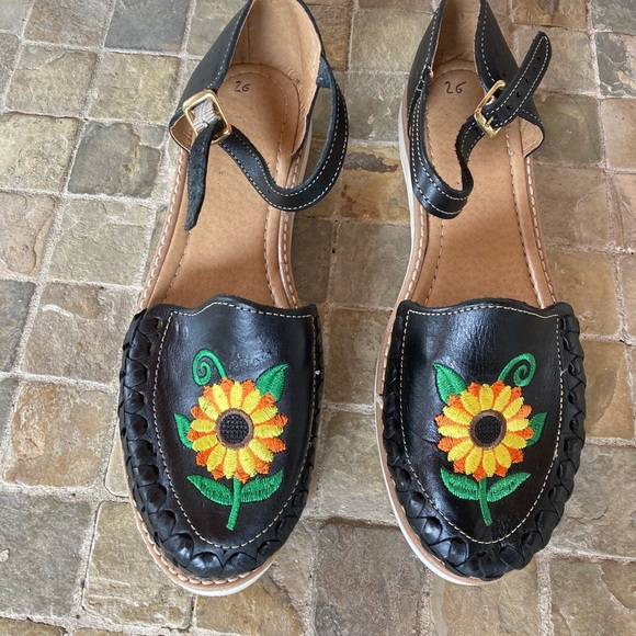 Huarache de girasol / sunflower huaraches - Picture 2 of 7